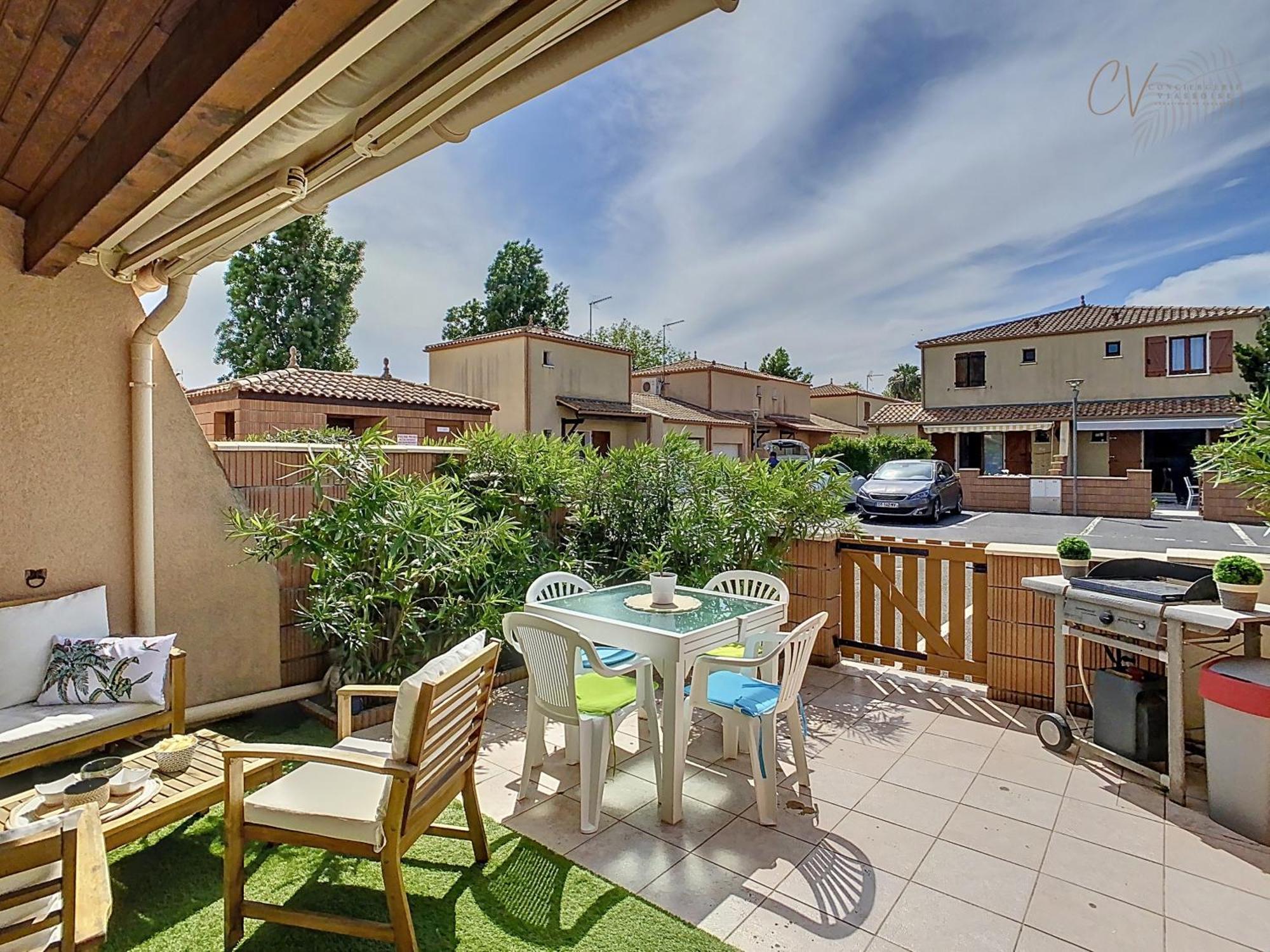 Maison bord de mer en résidence avec piscine Vias Esterno foto